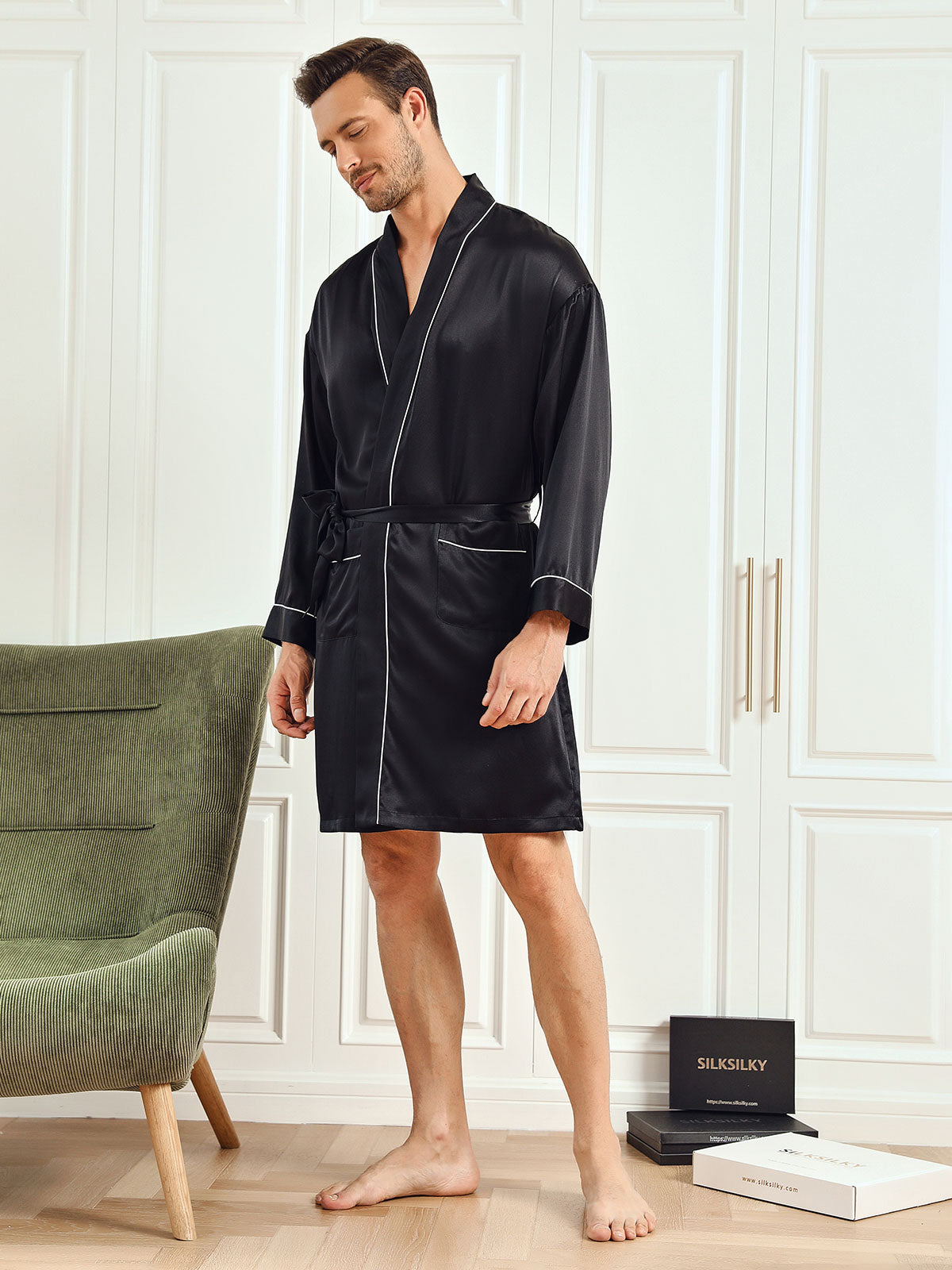 Men’s Mulberry Silk Belted Robe with Contrast Trim - Image 5